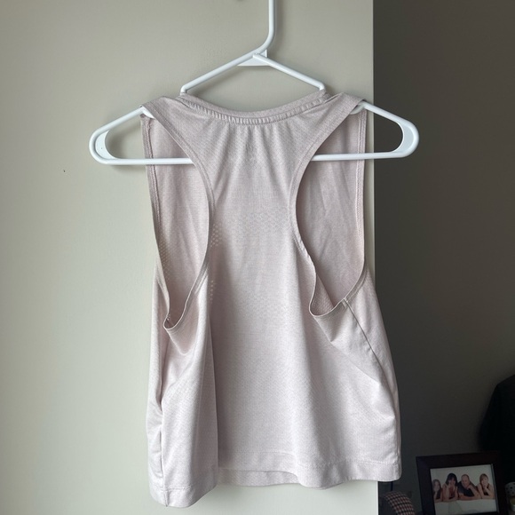 💙BOGO💙 H&M Womens Athletic Top Pink Size Small - Picture 4 of 4